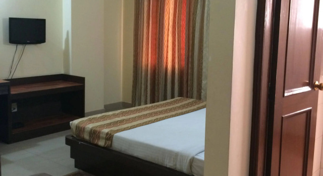 Hotel Maiden Residency