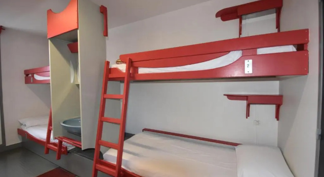 Четырёхместный номер Auberge de Jeunesse HI Paris Le d\Artagnan