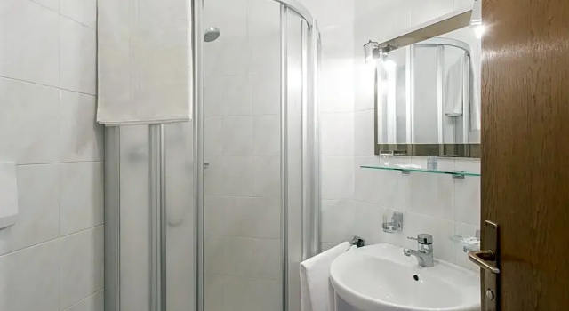 Номер Economy Hotel Alexandres