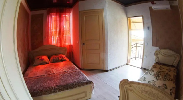 Guest house on Shaumyana