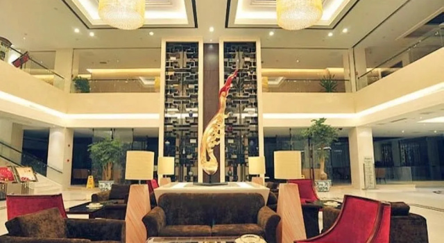 Golden Phoenix Hotel
