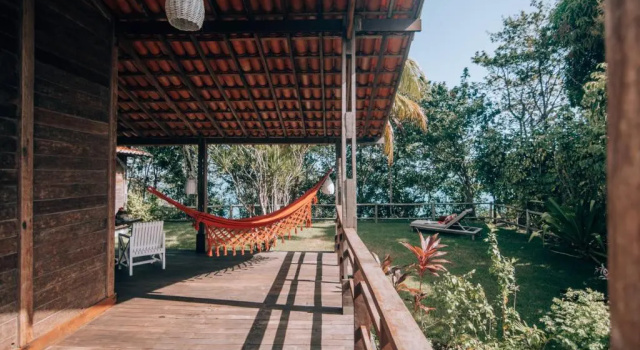Семейный номер Standard с видом на море Madeiro Beach Hotel