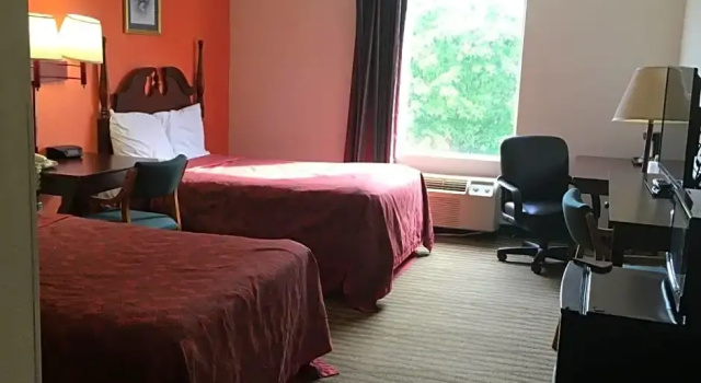 Номер Standard President Inn & Suites