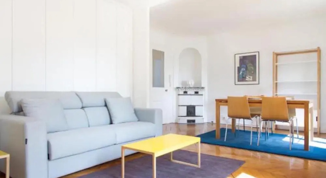 Marais - Place des Vosges Apartment, Забронировать Апартаменты/квартира Отели Парижа с парковкой, рядом с Studio Harmonic, Парковка