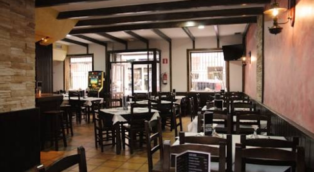 Hostal-taperia La Fonda, Забронировать Отель Альбасете Albacete Province