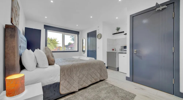 Captivating 1-bed Studio in Feltham, Rezerwuj Apartament Londyn Greater London