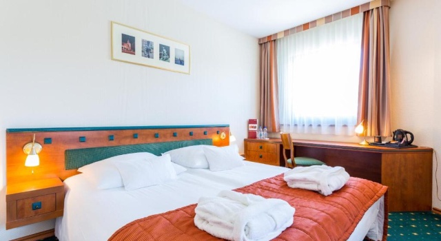 Полулюкс Qubus Hotel Gorzów Wielkopolski