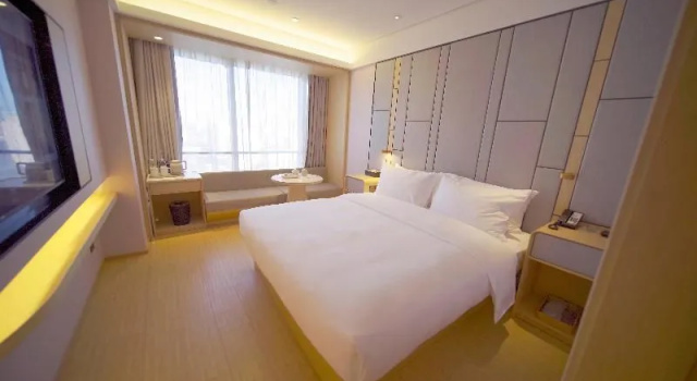 Ji Hotel (Renmin University Of China Metro Station, Забронировать Отель Отели Пекина с парковкой, Парковка