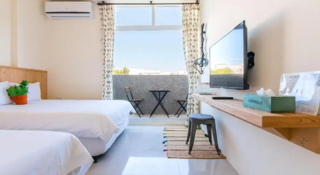 Четырёхместный номер Standard с балконом Cozy Green Guesthouse