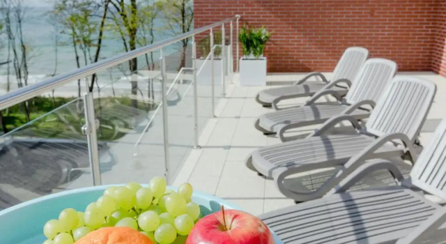 Resort Apartamenty Klifowa Rewal 57, Забронировать Курортный отель Отели Реваль с парковкой, Парковка