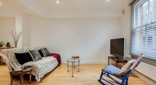 Коттедж Bright Spacious 2-bedroom Jericho House