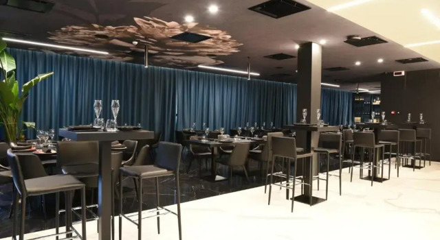 DEMSI Palace Hotel & Restaurant, Забронировать Отель Отели Фоджа 4 звезды, 4*