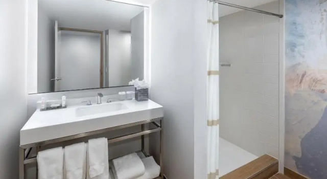 Standard- firedobbelt værelse Marriott Madison West