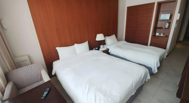 Gyeongpo Beach Hotel, Забронировать Отель Отели Каннын с бассейном, рядом с Мемориальный парк имени Хо Гюн и Хо Нансольхон, Бассейн
