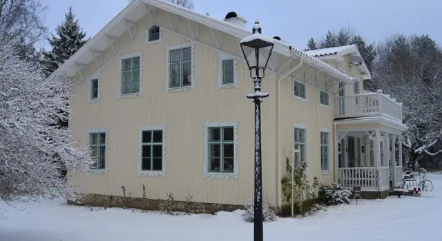 Bensgården Bed and Breakfast, Забронировать Мини-отель Хестра Йёнчёпинг