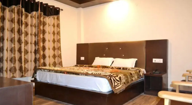 Hotel Tridev Manali