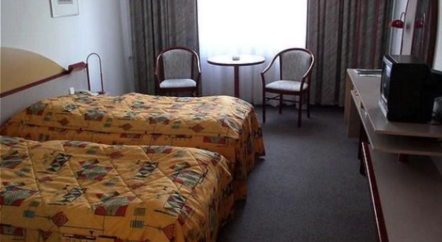 Praha Clubhotel, Book Hotel Pruhonice Central Bohemia