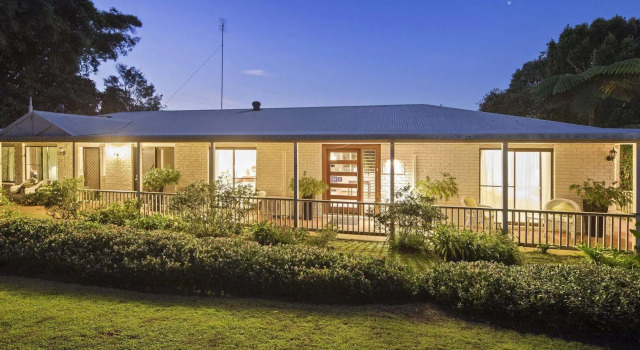 Eden Lodge, Đặt Khách sạn Mapleton Sunshine Coast