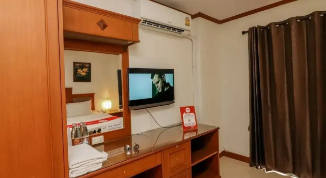 Nida Rooms Crystal 156 Suthep Castle, Забронировать Отель Хот провинция Чианг Май