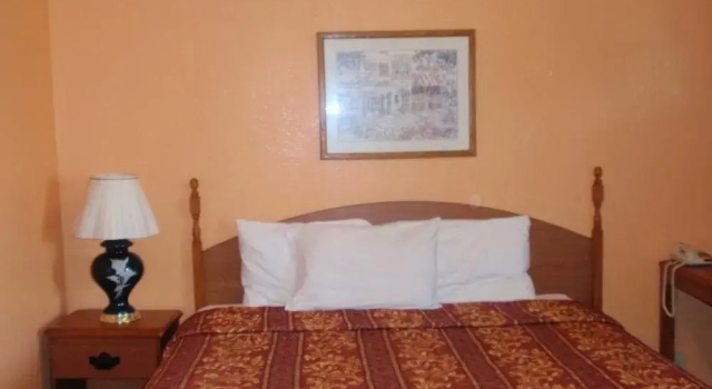 Budget Inn El Reno, Забронировать Мини-отель Эль-Рино Оклахома