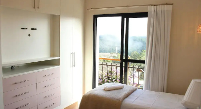Casa Primavera by The Lodges, Забронировать Дом для отпуска Отели штата Сан-Паулу с парковкой, Парковка
