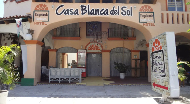 Hotel OM Tangolunda, Rezervovat Hotel Tangolunda 