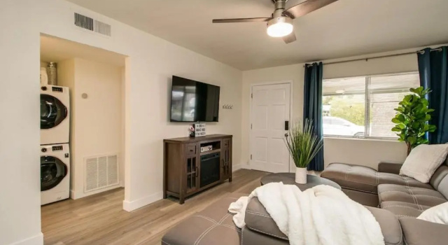 Remodeled 2 Bdrm w/ Yard in Old Town Scottsdale!, Забронировать Дом для отпуска Скотсдейл Phoenix Metropolitan Area