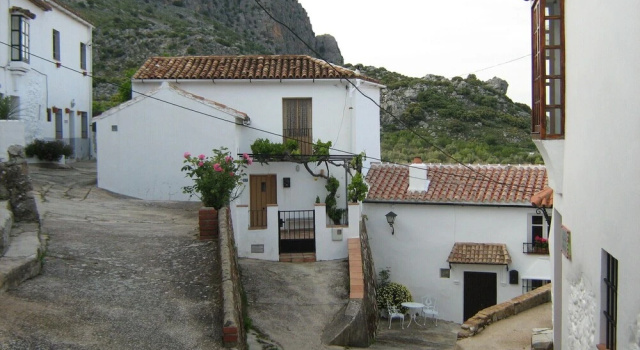 Enchanting 2-bed Village House in Montejaque. Wifi, Забронировать Отель Монтехаке Sierra de Grazalema