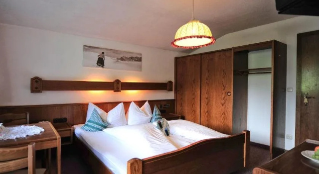Gletscher-Landhaus Brunnenkogel, Забронировать Отель Отели Санкт-Леонхард-им-Пицталь с парковкой, Парковка