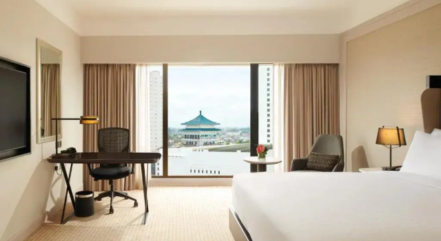Двухместный Deluxe номер с видом на город Hilton Kuching Hotel