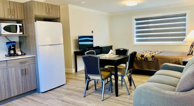 Номер Deluxe Travelers Motel Penticton