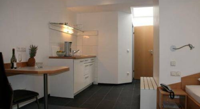 Apartment-Haus, Reservar Apartamento Stammheim Colónia