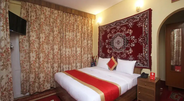 OYO 9331 Hotel White House