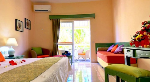 Номер Standard с балконом и с видом на сад Silver Beach Hotel