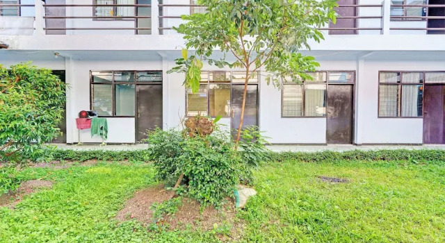 OYO Life 92901 Kost Bu Nur, Забронировать Отель Бандунг-Кидул Бандунг, рядом с Festival Citylink