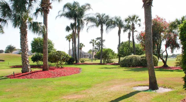 Коттедж Spacious Home w Garden BBQ and Games at Golf Club