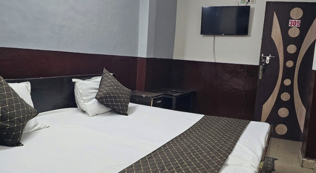 Номер Comfort Sri Sai Inn