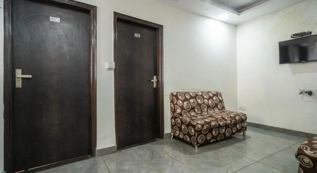 Hotel I Stay, Забронировать Отель Отели Нью-Дели с парковкой, Парковка