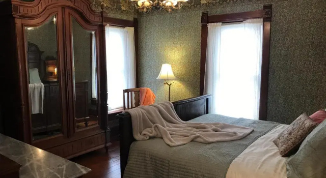 Двухместный номер Standard The Nauvoo Grand Bed & Breakfast