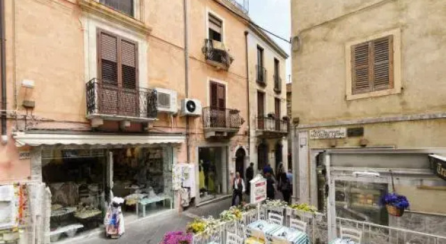 Holiday Home Taormina 3