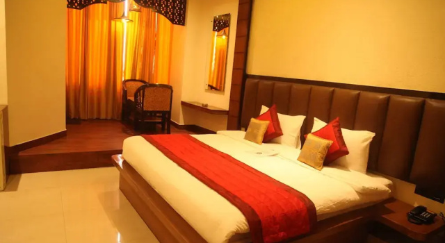 Номер Luxury Hotel Grand Kailash,Kotdwara