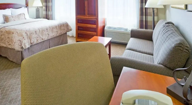 Двухместный люкс Staybridge Suites Cranbury - South Brunswick by IHG