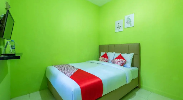 Standart çift kişilik oda OYO 1399 Cemara Residence Syariah
