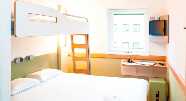 Трёхместный номер Standard ibis budget Birmingham Centre