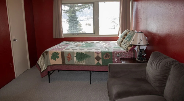 Двухместный номер Standard с видом на озеро Estes Lake Lodge