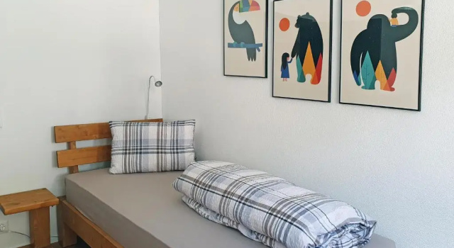 3,5 Zimmer Dachwohnung: Modern, komfortabel, zentral, mit Bergsicht