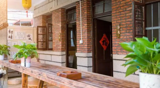 Quanzhou Yulinanshe Homestay (West Street Kaiyuan Temple)