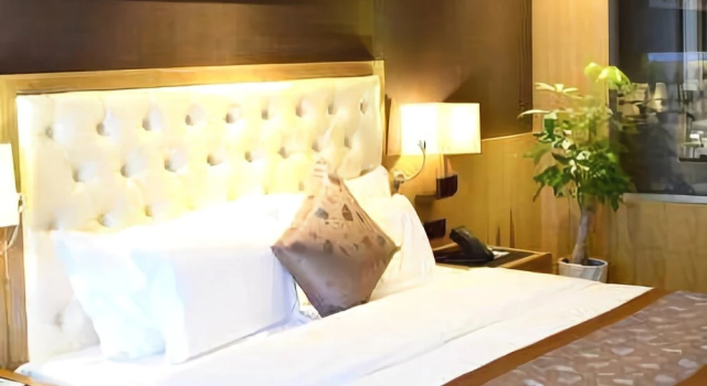 Lvcheng Zhongzhou International Hotel, Забронировать Отель Отели Чжэнчжоу с бассейном, Бассейн