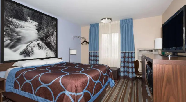 Номер Standard Super 8 by Wyndham Longmont/Twin Peaks