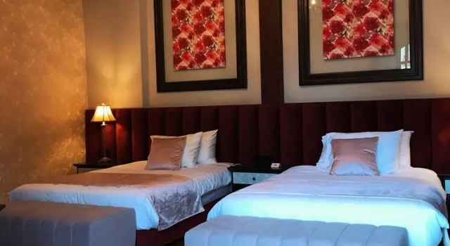 Двухместный номер Deluxe с балконом и с видом на город Hotel La Cofradía Pub House